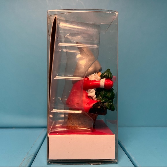 ⭐️ Giftcraft Inc. - Christmas Gnome Bottle Stopper - Picture 4 of 5